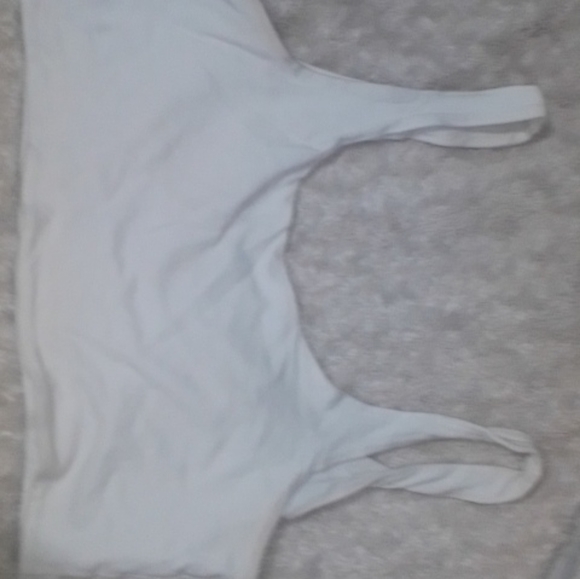 crop tops and boob tubes. - Picture 6 of 7